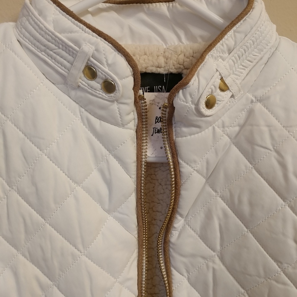 NWT WILA Quilted Puffer - Picture 4 of 8